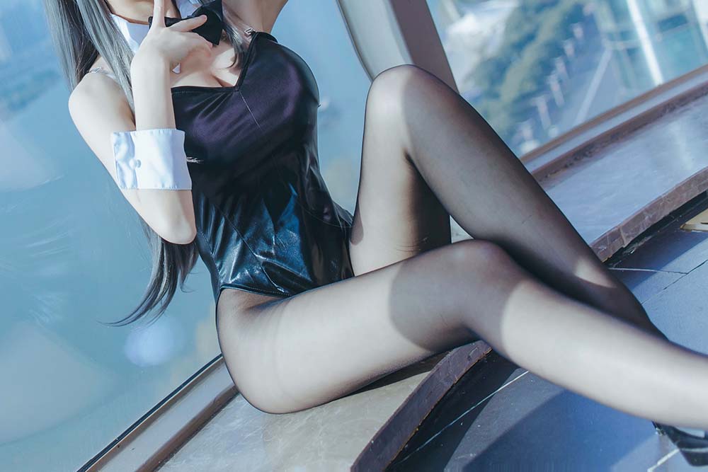Coser衣衣 – 麻衣兔女郎
