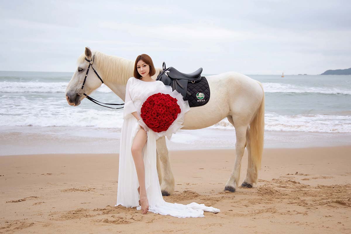 果儿Victoria – 公主与野兽