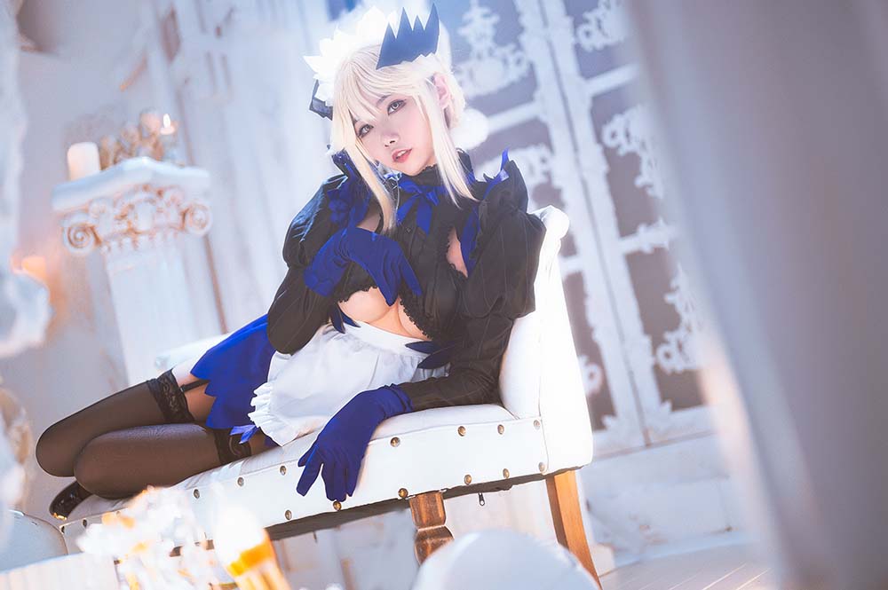 Momoko葵葵 – 黑枪呆女仆