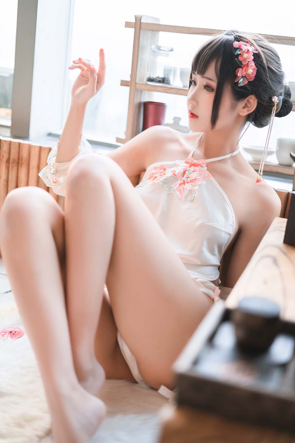 三度_69 – 肚兜