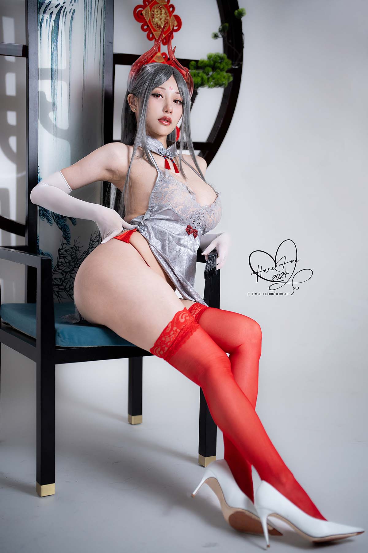 Hane Ame 雨波写真 – Original Dragon Qipao 銀寅龍姬