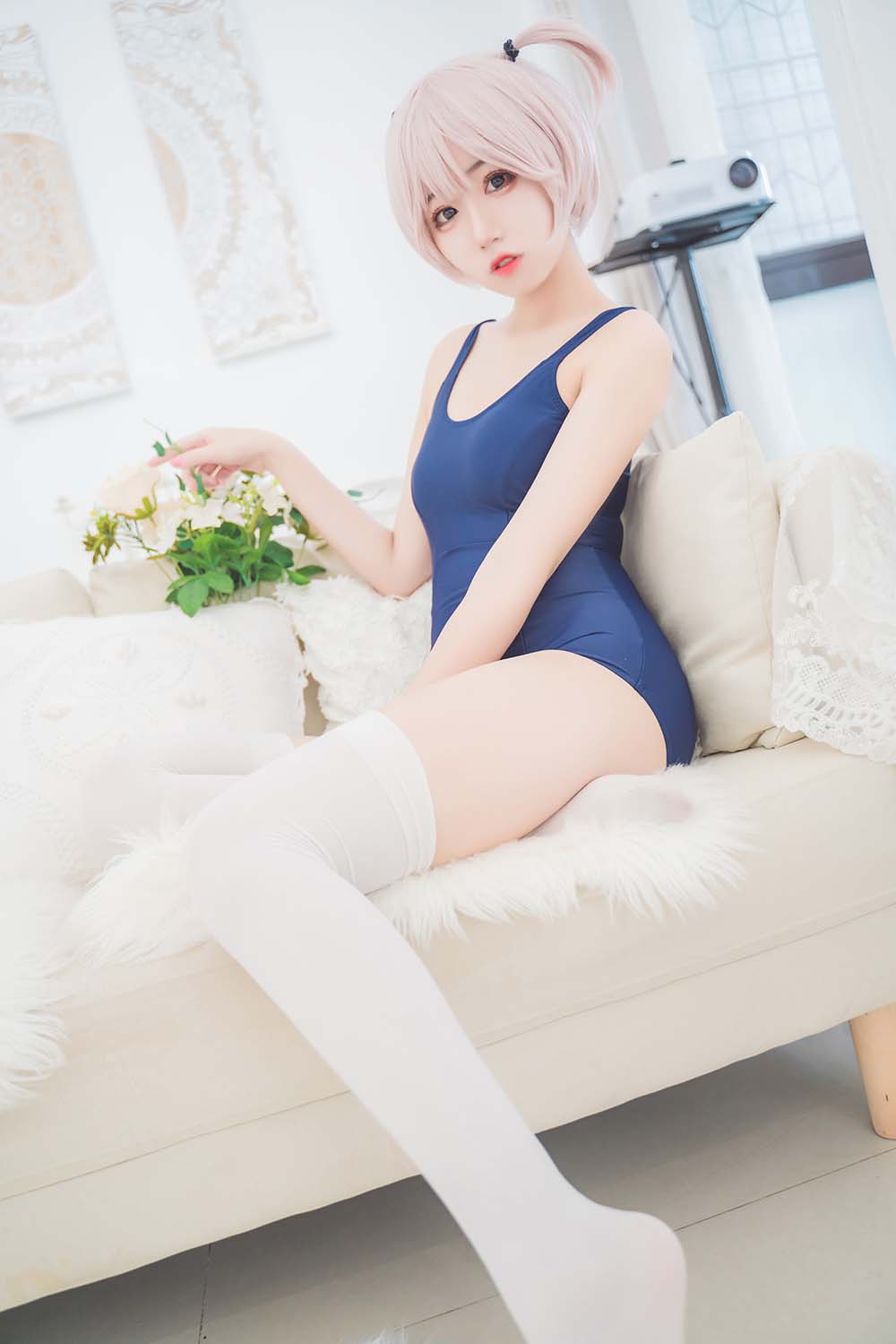 猫君君MaoJun – 猫猫死库水