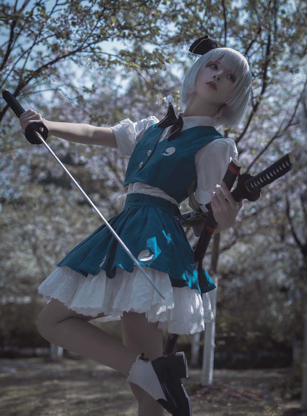 腥味猫罐 – 半妖庭师