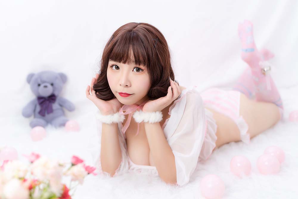 自闭颜球球(无颜小天使wy) – 开胸内衣私房