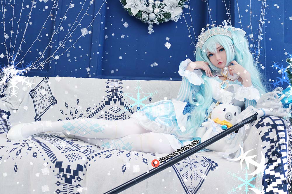Potato Godzilla – Snow Miku
