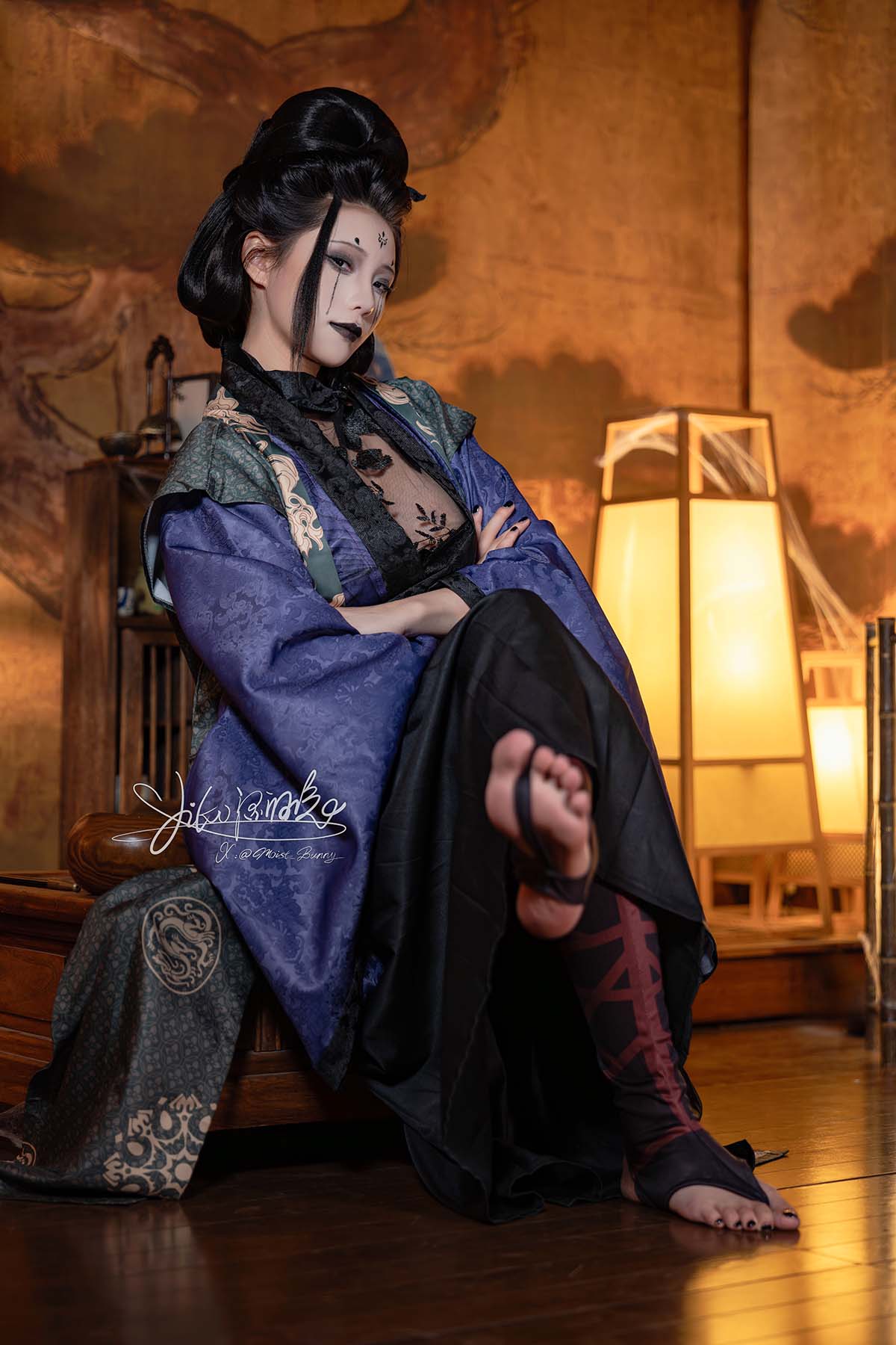 咬一口兔娘 – 阁中四妹