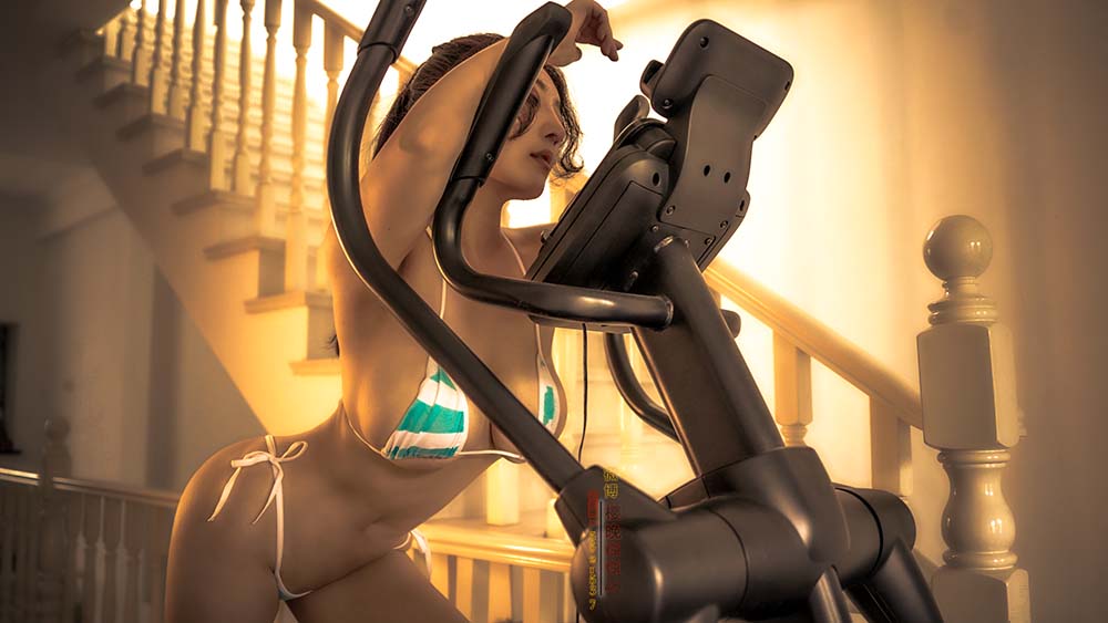 樱晚gigi – 健身的她