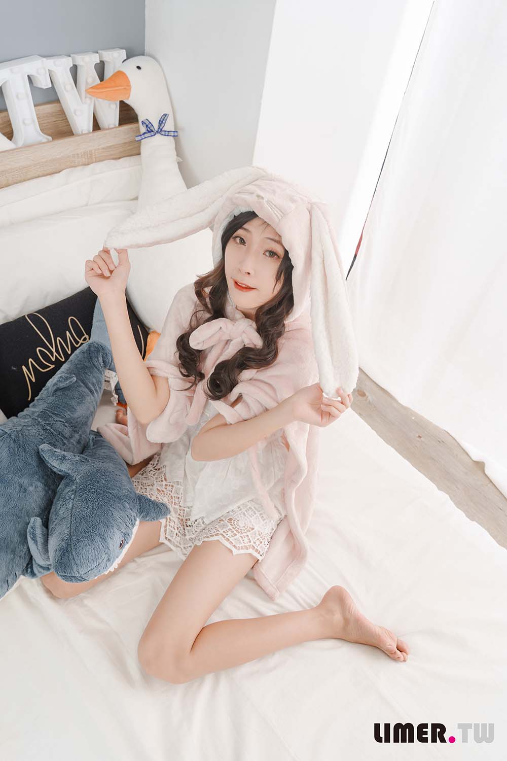 Limerence原创 NO.057 Yumi 变身可爱兔兔送裸足来拜年