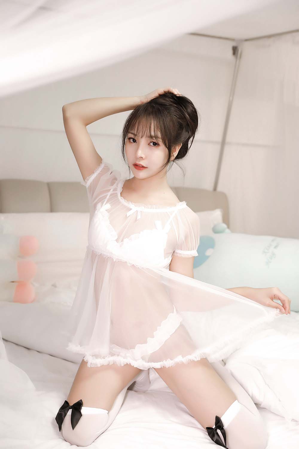 苏嫣嫣阿姨 – 白色猫耳头饰