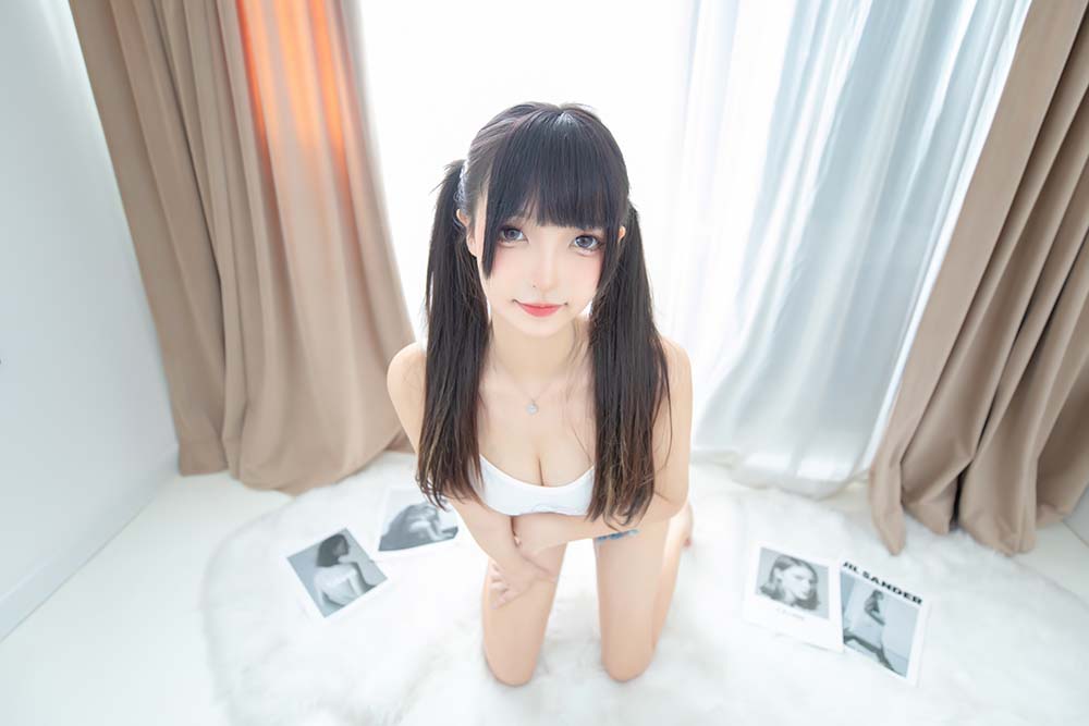 神楽板真冬 – 牛仔兔兔