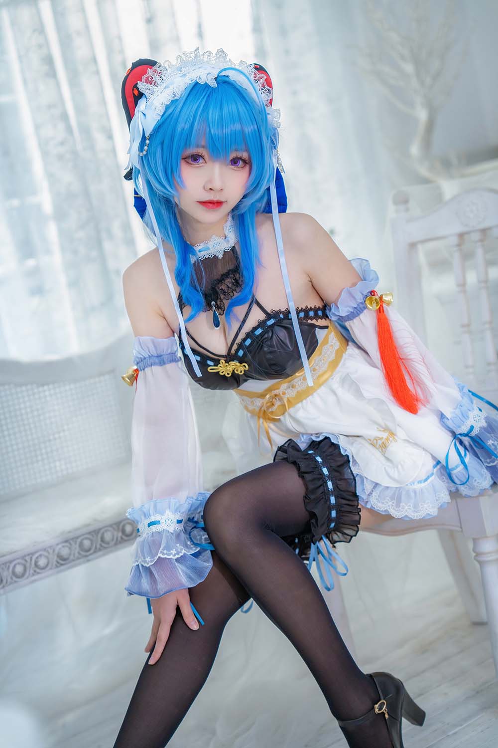 大大卷卷小卷 – 甘雨女仆