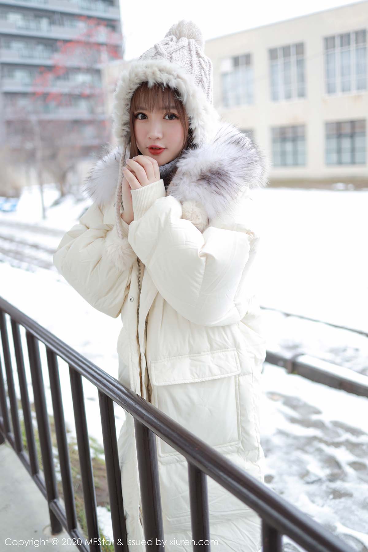 [MFStar模范学院]MF20200121VOL0262 2020.01.21 VOL.262 冰天雪地中上演美丽冻人 恩率babe