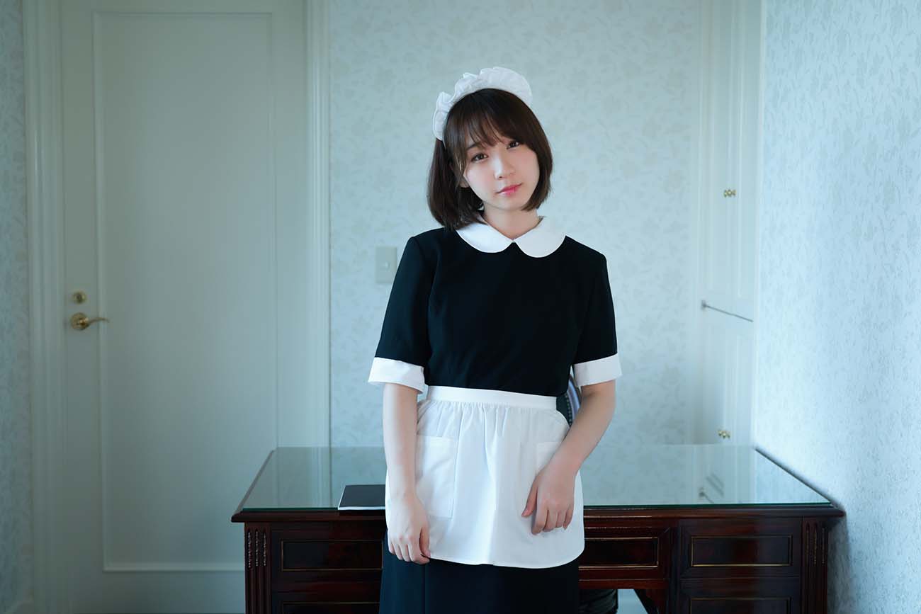 伊織もえ – お探しのメイドはいおりんですか 002