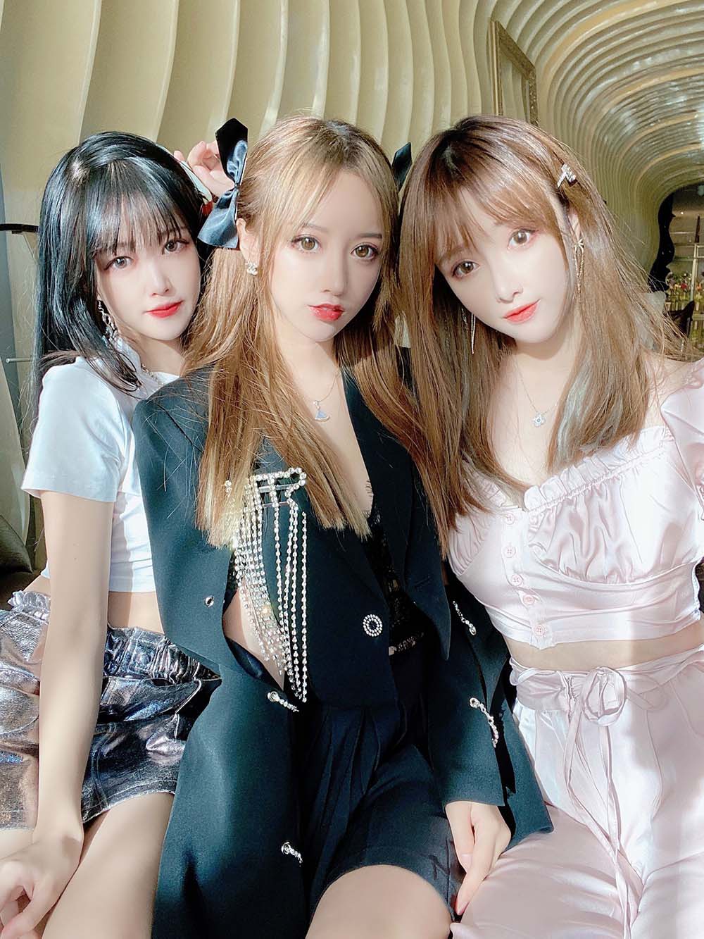 过期米线线喵 – 宿醉