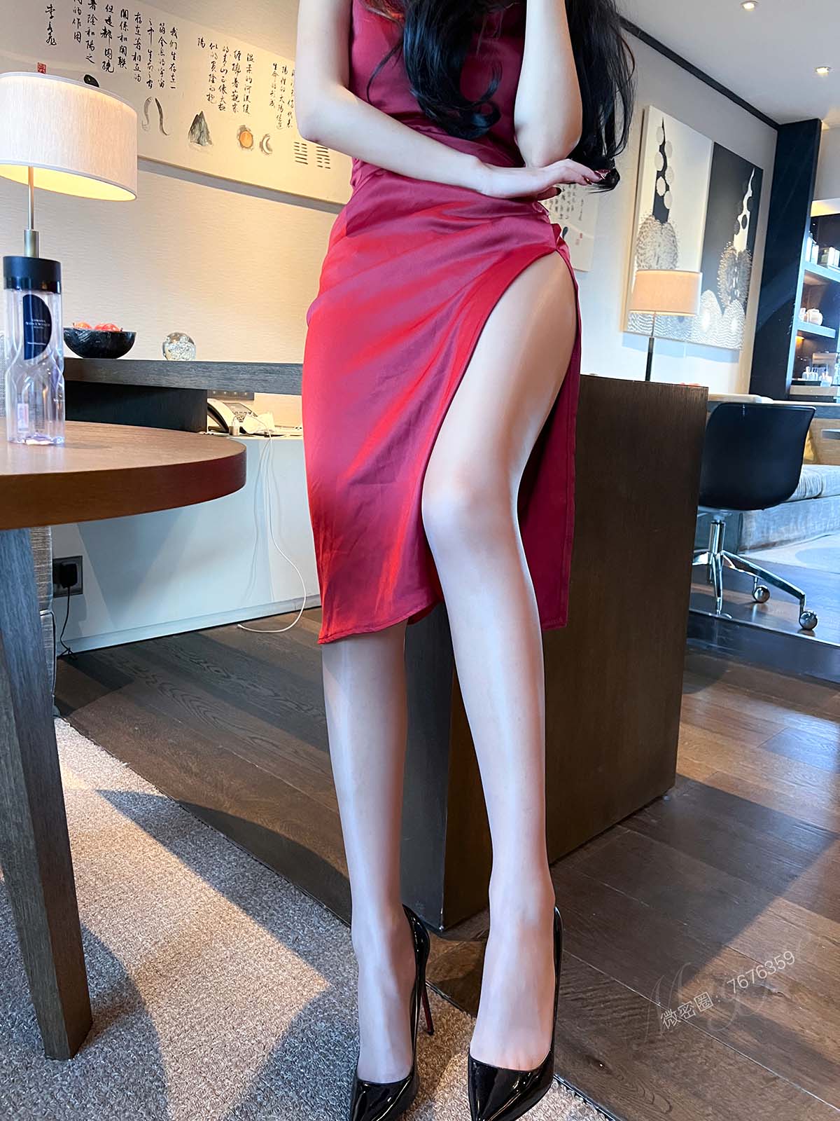 安乔乔儿(Nia乔乔) 茶色开裆丝