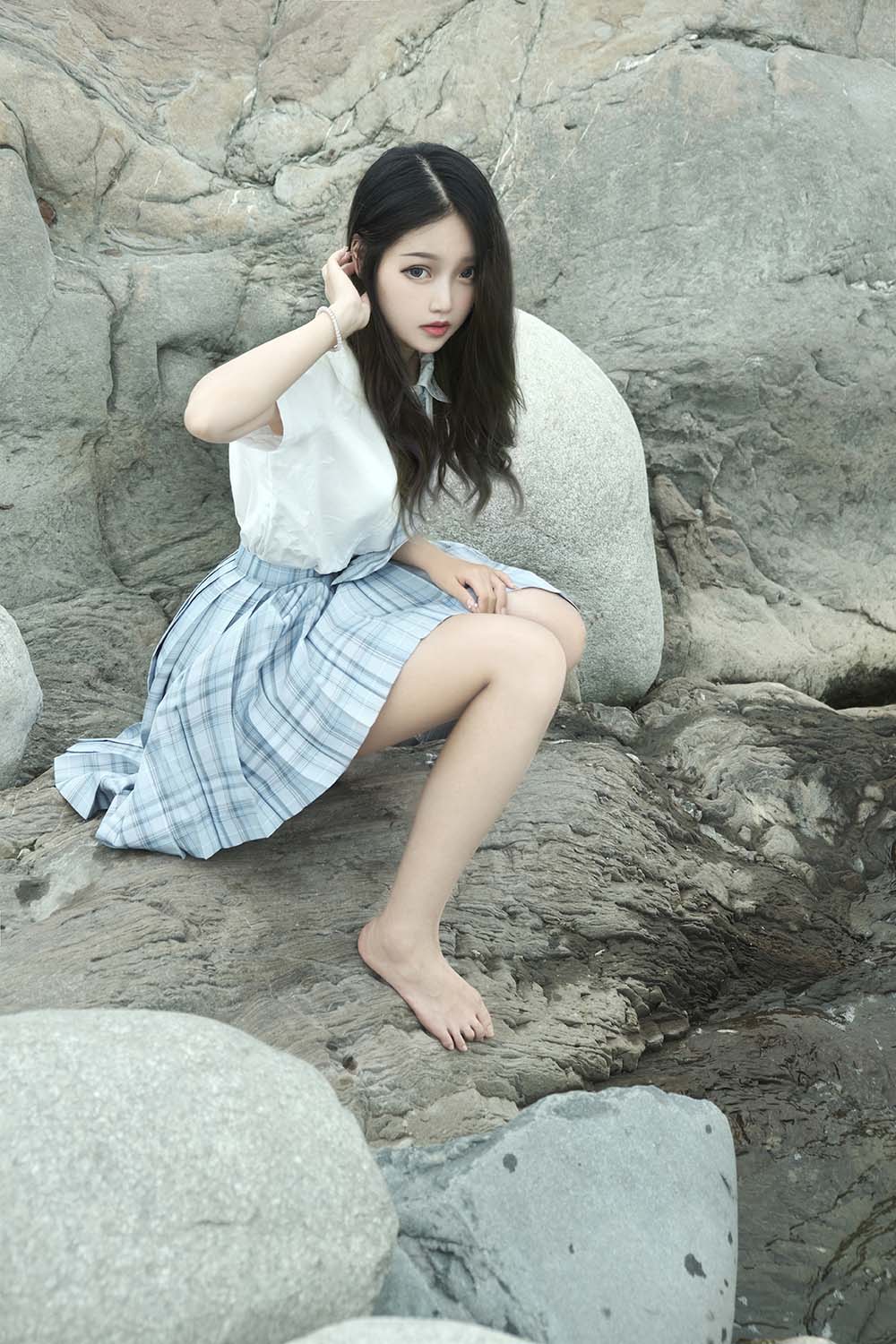 eloise软软 – 河边JK