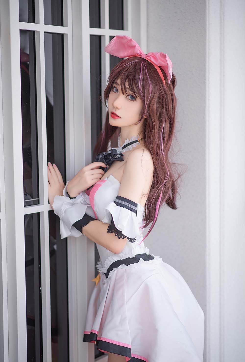 南桃Momoko – 爱礼服