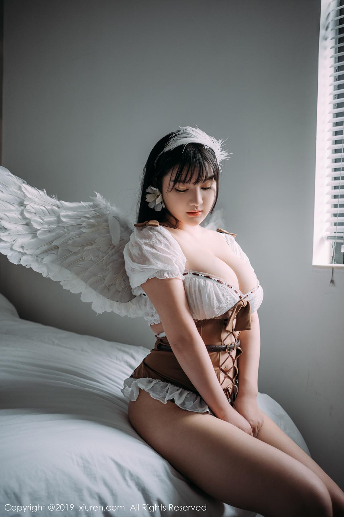 [Xiuren秀人网]XR20191204N01824 2019.12.04 NO.1824 演绎女仆与魅惑内衣 小尤奈