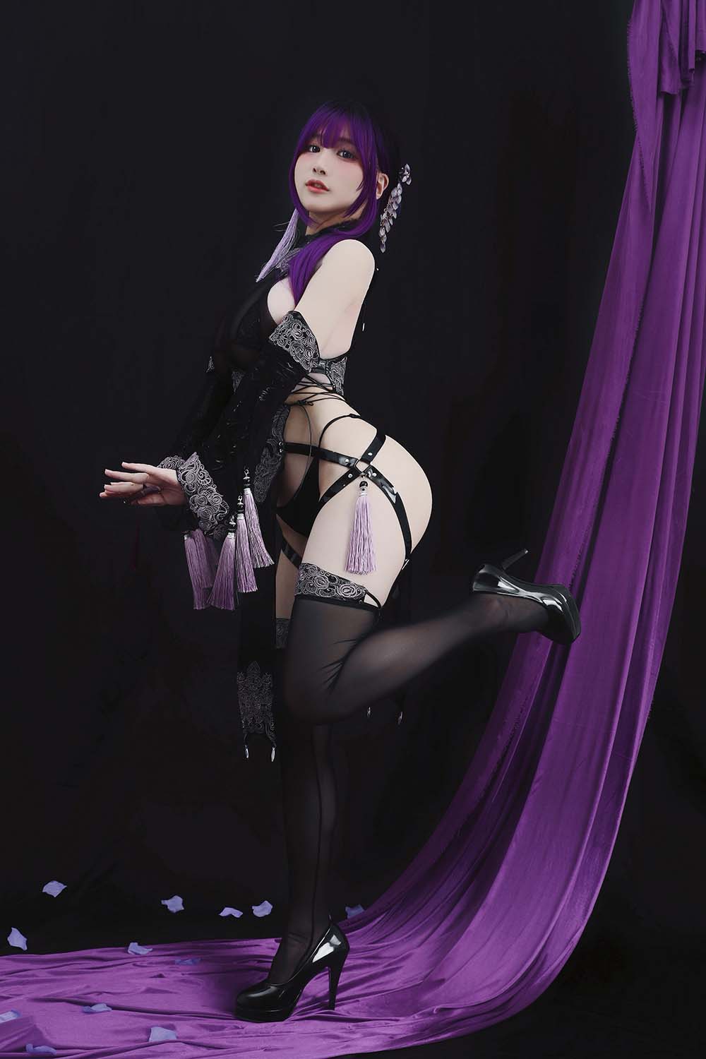 幼愛youmeko – 紫流苏旗袍