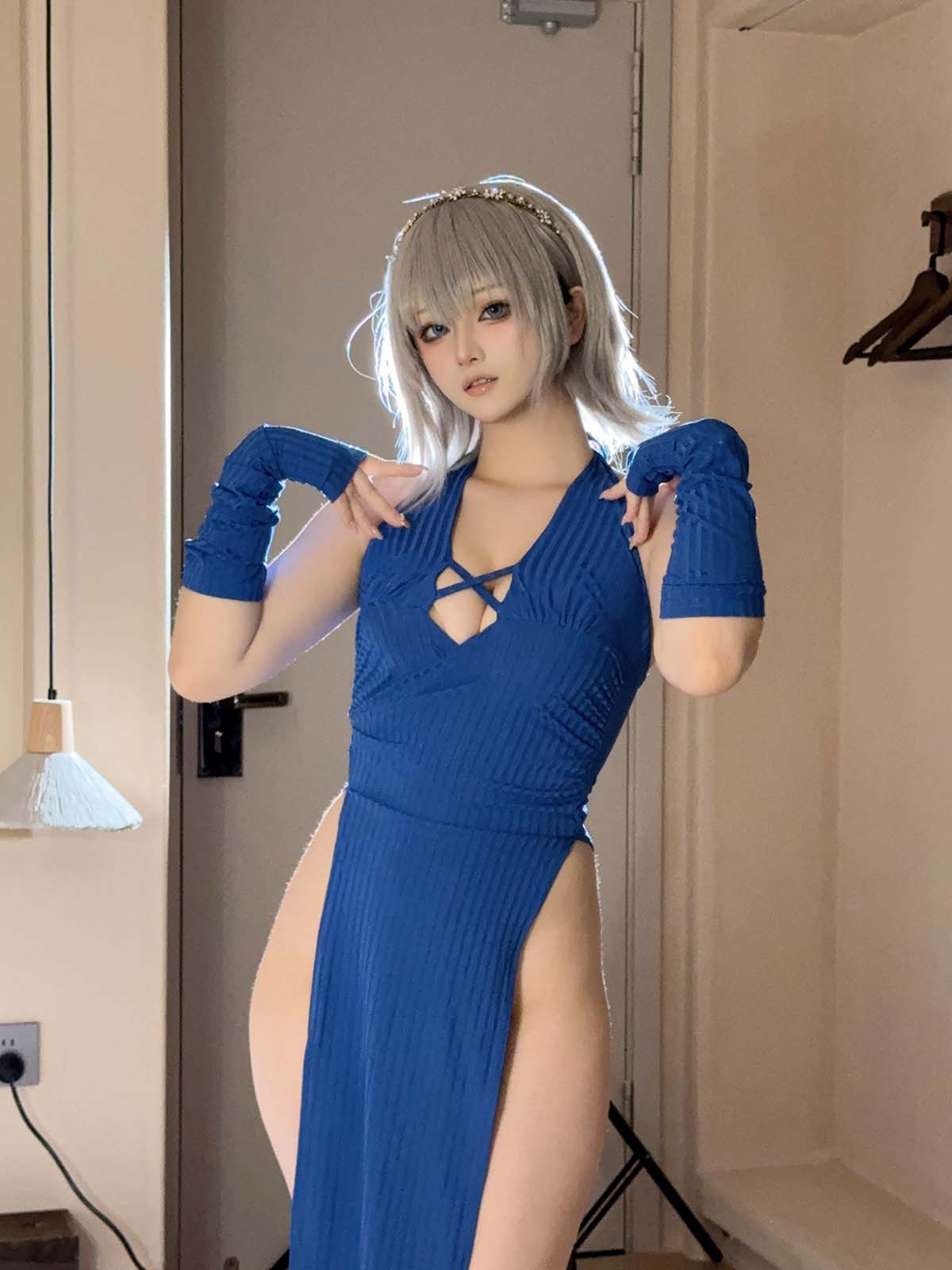 屿鱼 – 海外自拍