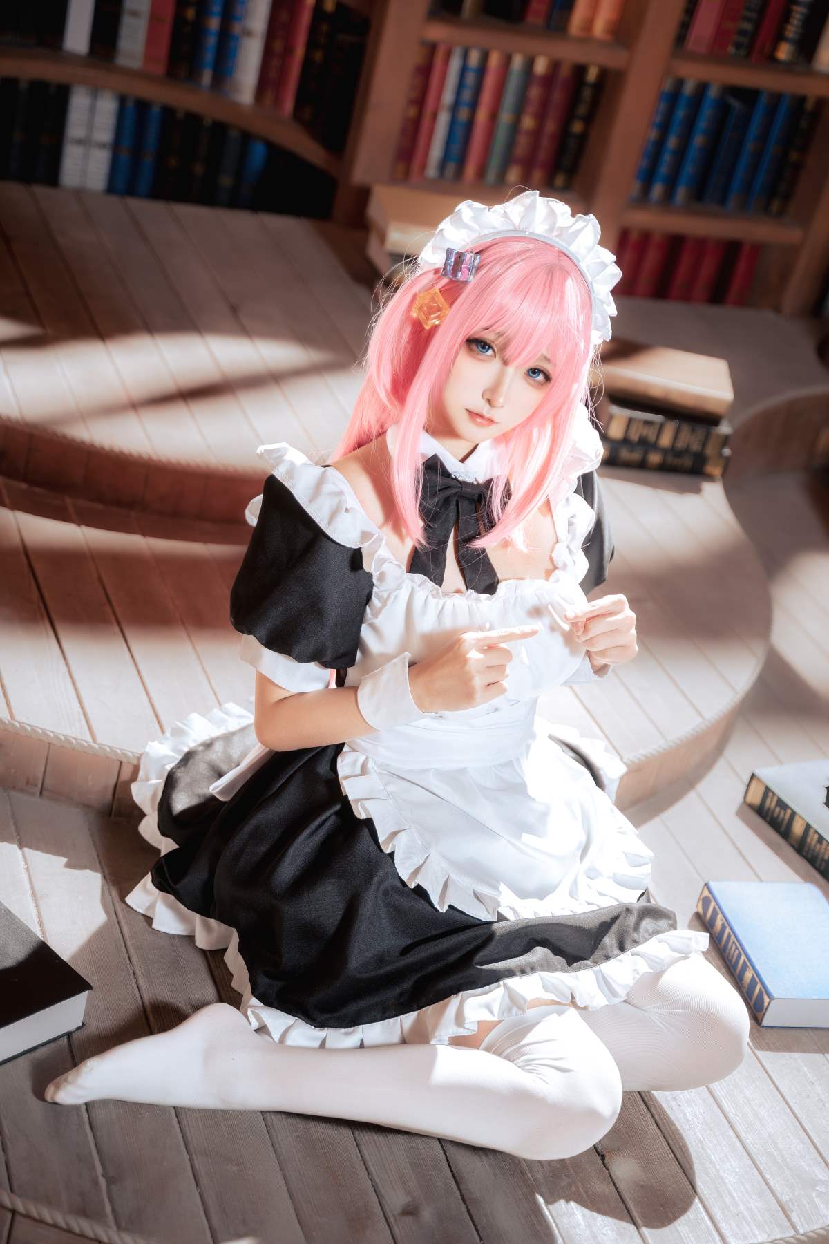 Seya-狮砸 – 孤独摇滚 后藤一里 女仆