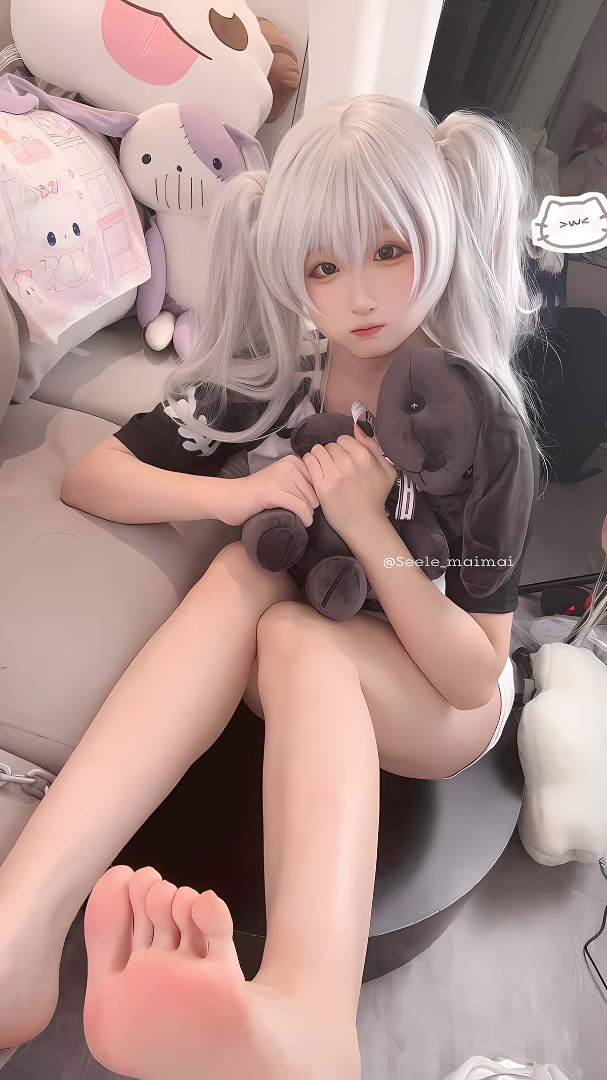 Seele麦麦 – 白色双马尾