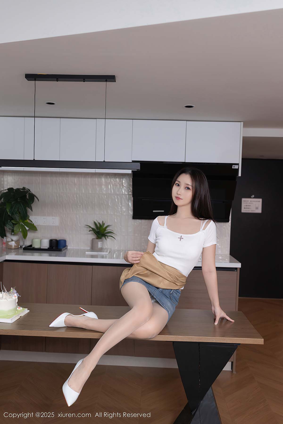 [Xiuren秀人网]2025.10.29 NO.10925 杏子Yada