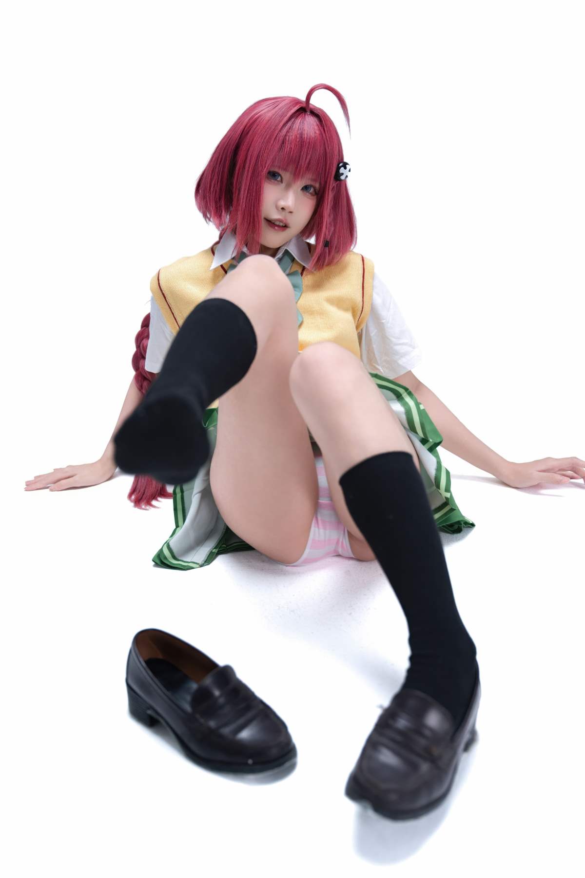 清水凪 – 黑咲芽亚